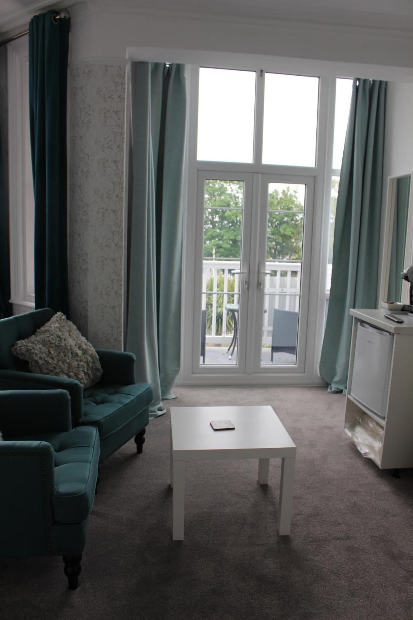 Beamsley Lodge B&B Истбурн Экстерьер фото