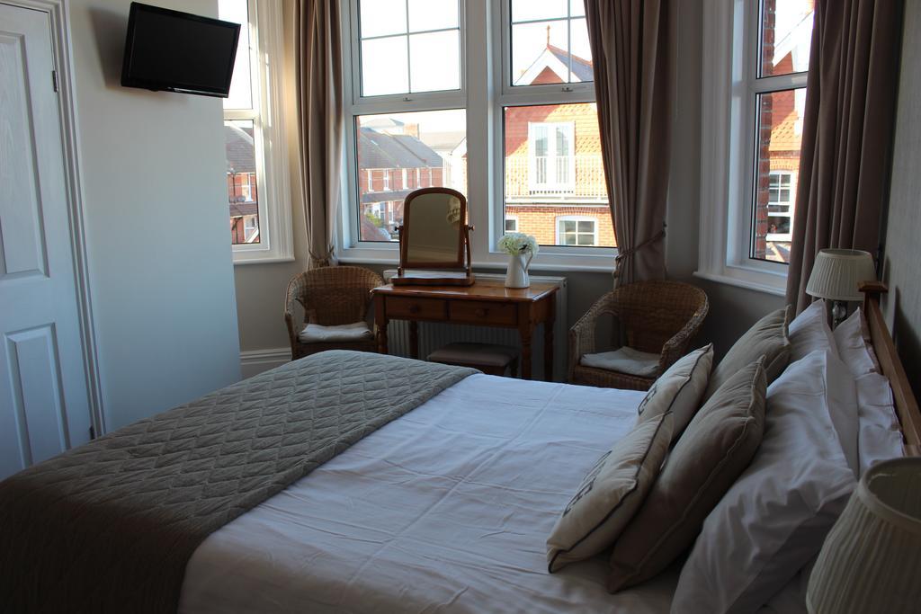 Beamsley Lodge B&B Истбурн Экстерьер фото